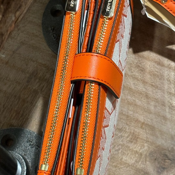 SOLD - Picture 5 of 6